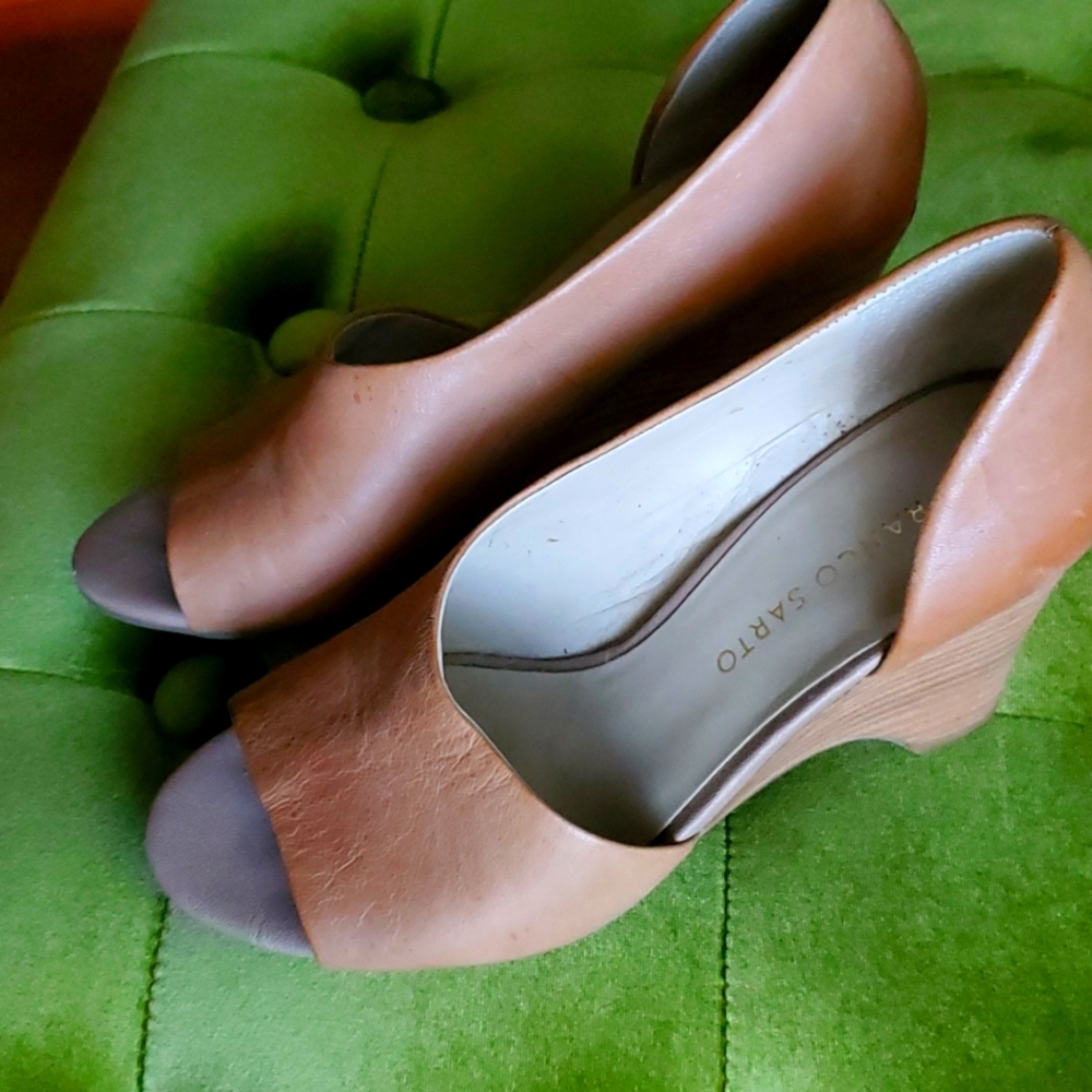 Franco Sarto stylish Wedge 6M tan